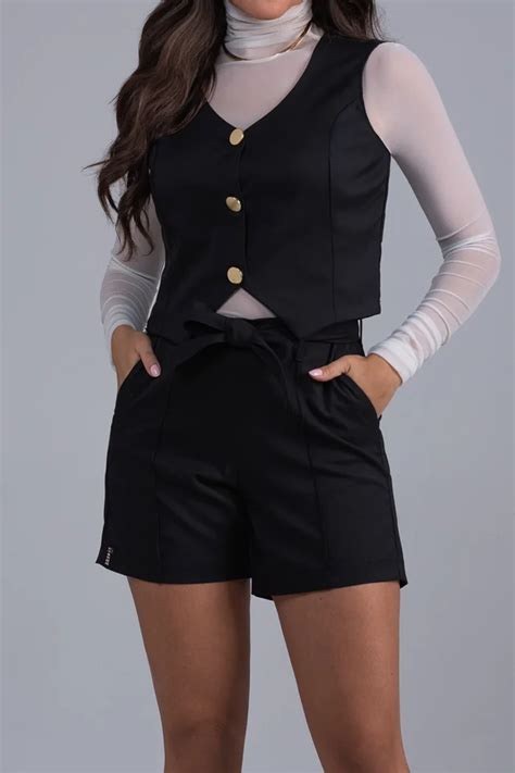 Shorts Alfaiataria Hot Pants Preto Geração Moderna