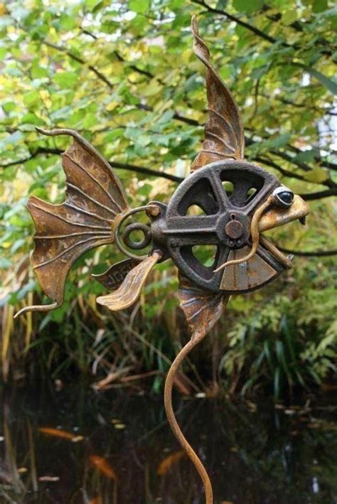 Recycled Metal Garden Yard Art Ideas You Should Look Sharonsable