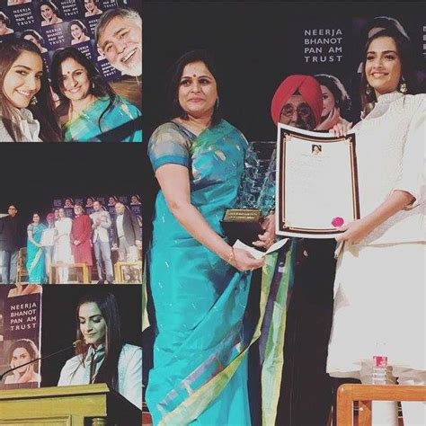 Sonam Kapoor & team Neerja present Neerja Bhanot bravery award | India.com