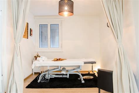 Montra Lanna Thai Massage And Spa Massagepraxis In Kreis 11 Zürich