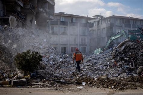 Un nuevo terremoto en Turquía de 6 4 grados azota la provincia de