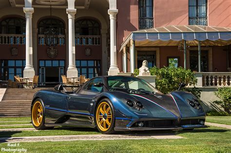 Pagani Zonda Tricolore Wallpaper