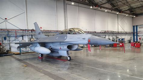 Primele avioane F 16 olandeze au ajuns în România Aviatia Magazin