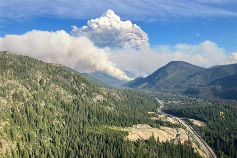 Planned Ignitions To Bring Heavy Smoke Along Highway 3 BC Wildfire