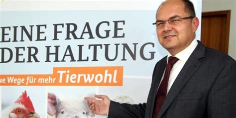 Kritik An Agrarminister Und Tierwohl Label