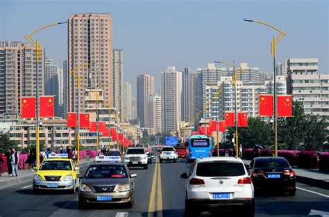 兰州街头兰州大山谷图库