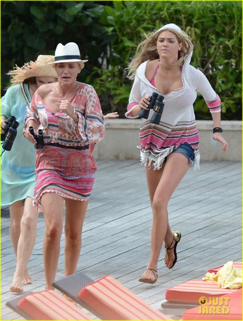 Cameron Diaz Kate Upton Bikini Babes In The Bahamas Photo