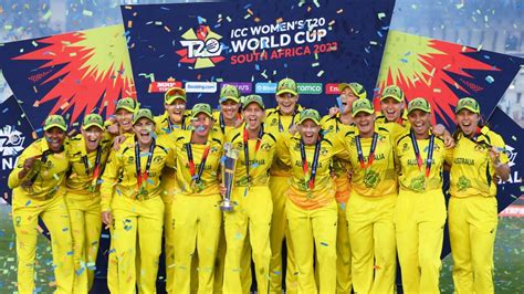 Cricket: Australia’s World Cup winners’ late-night pitch celebration ...