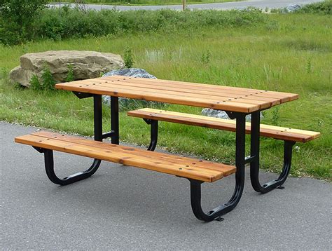 24+ Picnic Table Designs, Plans and Ideas – InspirationSeek.com