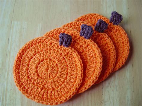 Free Crochet Pumpkin Coaster Pattern