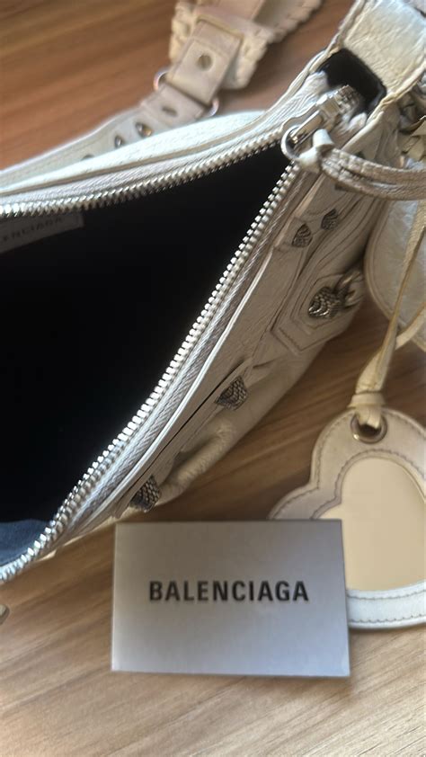 Bolsa Tiracolo Le Cagole Off White Brecho Andrea Venturo