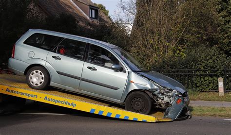 Veel Blikschade Bij Ongeval In Milsbeek Adverteren Boxmeer De Maas