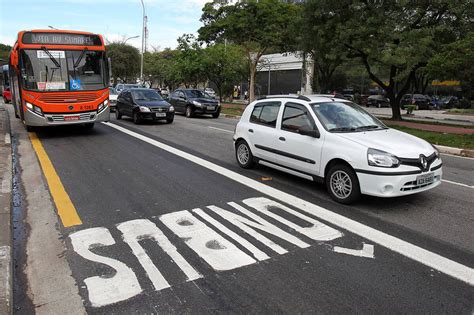 Prefeitura De Sp Vai Liberar ônibus Fretado Em Faixas Exclusivas São