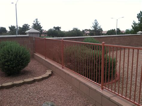 6 Advantages Of Powder Coated Wrought Iron Fences