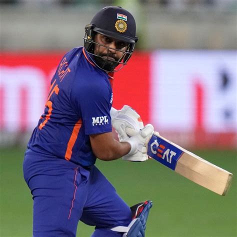 Asia Cup 2022 Rohit Sharma Completes 3500 Runs In T20i Becomes 1st