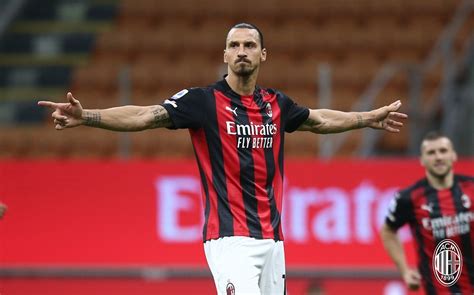 Kabar Baik Untuk AC Milan Zlatan Ibrahimovic Kalahkan Covid 19