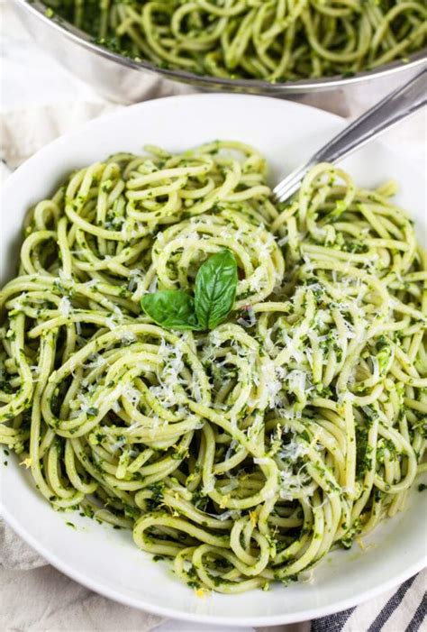 Healthy Green Pasta Sauce The Rustic Foodie®