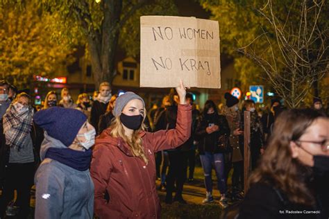 Protest Kobiet Zdj Cie Z