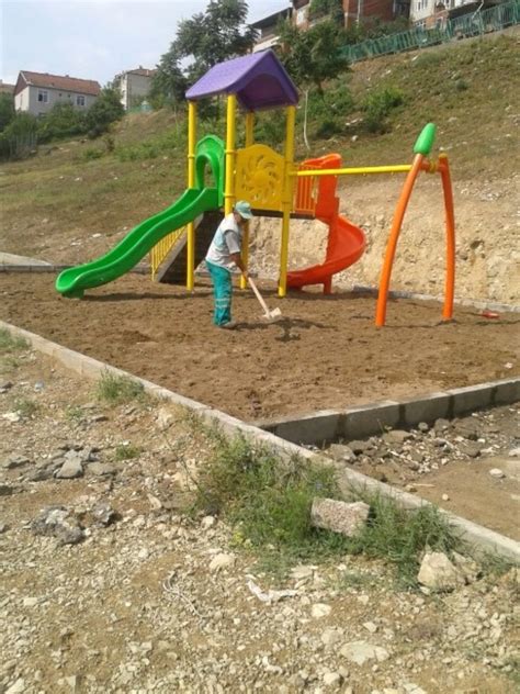 Zmit Te Park Ve Bah Elerin Yap M Al Malar Devam Ediyor Son Dakika