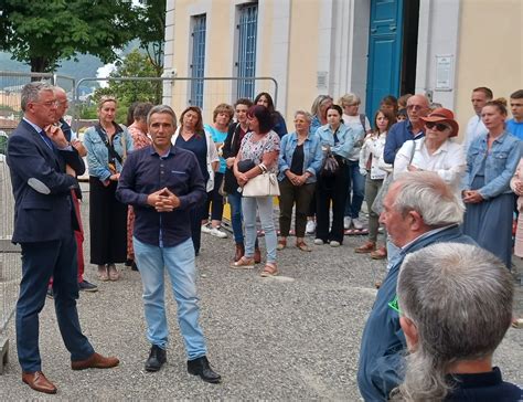 Saint Gaudens rassemblement citoyen autour des élus comme antidote à