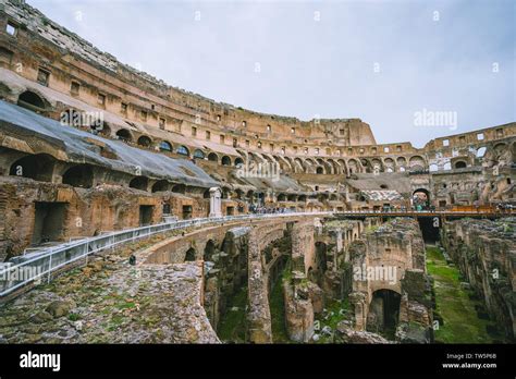 Ancient Roman Colosseum Stock Photo - Alamy