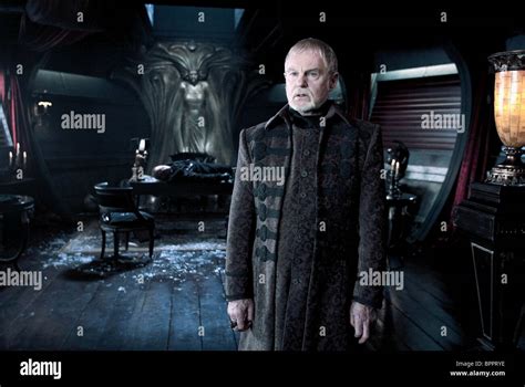 Actor Derek Jacobi High Resolution Stock Photography And Images Alamy