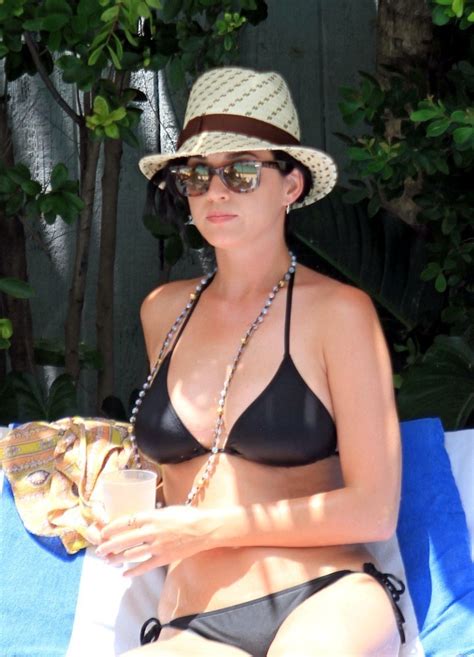 Sotto I Riflettori Katy Perry In Bikini A Miami