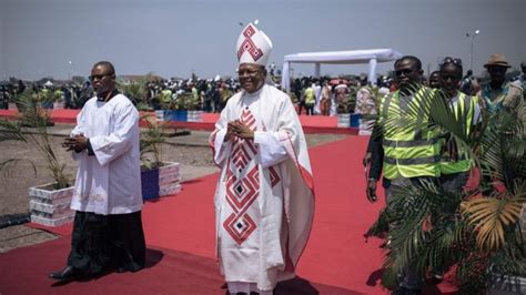 Cardinal Ambongo que 2024 soit une année de libération et de respect