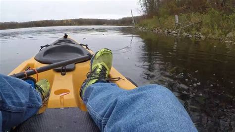 October Fall Kayak Bass Fishing Minnesota With Crankbaits Youtube