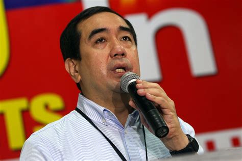 Comelec Bans Using Cellphones In Polling Precincts