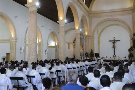 Missa Do Crisma Renova Promessa Na Catedral Da S Em Olinda Jornal