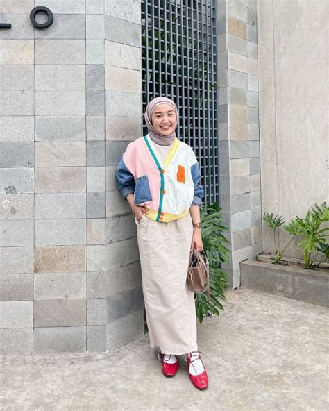 Ide Styling Rok Ala Thafanya Sabila Cocok Untuk Piknik