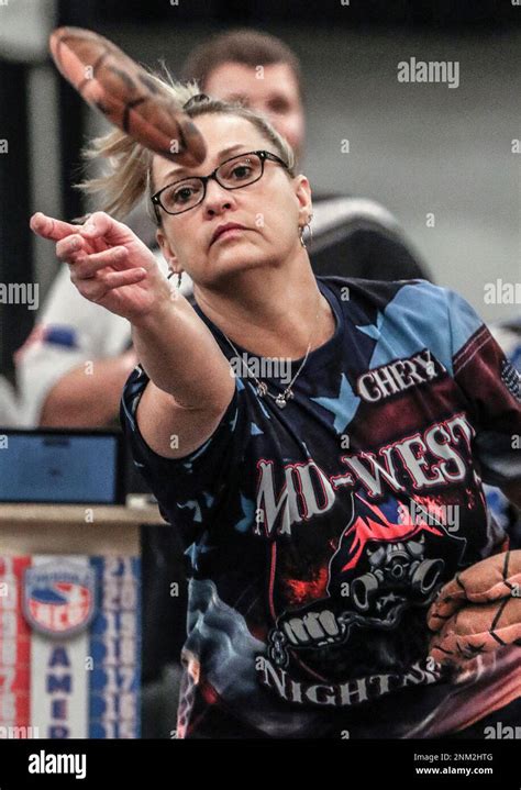 Cheryl Westover From Rolla Mo Throws A Bag While Competing In The