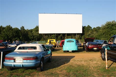 Drive-In Movie Theaters Near Jersey City