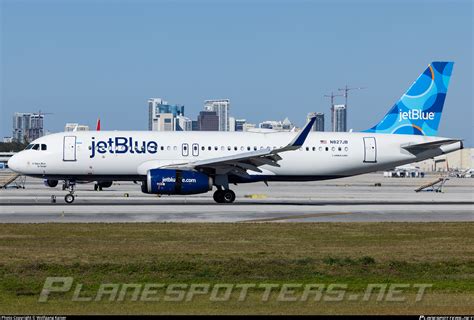 N827JB JetBlue Airways Airbus A320 232 WL Photo By Wolfgang Kaiser