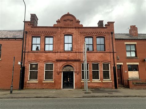 Vertical sliding windows | Conservatory roof | Plank Lane Joinery