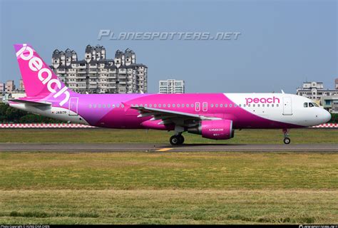 Ja P Peach Airbus A Photo By Hung Chia Chen Id