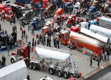 Mid America Truck Show 2024 Carry Crystal