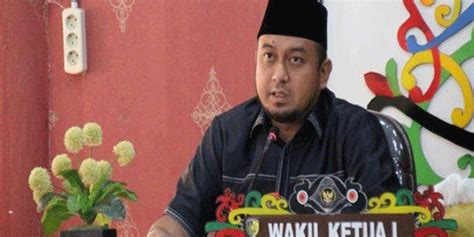 Dewan Umumkan Usulan Pemberhentian Wali Kota Dan Wakil Wali Kota