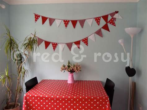 Bunting Tutorial | Red and Rosy