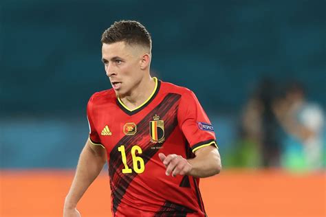 Thorgan Hazard / Euro 2020: Thorgan Hazard rocket fires Belgium ...