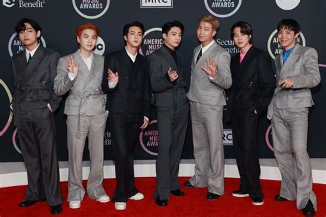 Bts Makes History As They Win Artist Of The Year At 2021 American Music