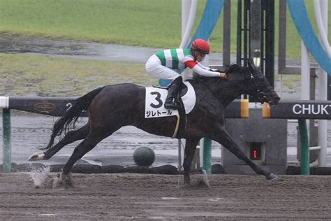 【中京1r・2歳未勝利】良血ジレトールが人気に応えて逃げ切り 母はダートg1馬サンビスタ Umatoku 馬トク