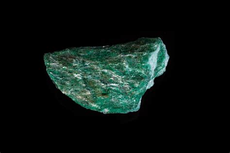 13 Green Rocks and Minerals - The Green Hues of Rockhounding in Jaw ...