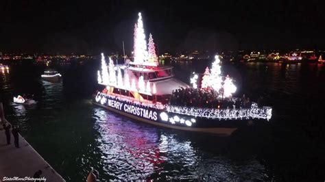 Newport Beach Christmas Boat Parade Lights Cruises | Shelly Lighting