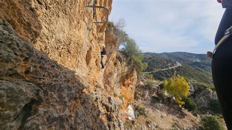 Von Estepona aus Vía Ferrata de Casares geführte Klettertour