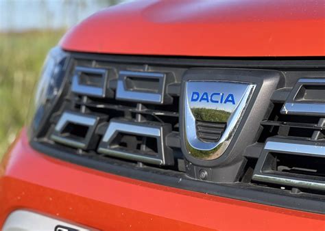 Dacia Duster Specs, engines, generations