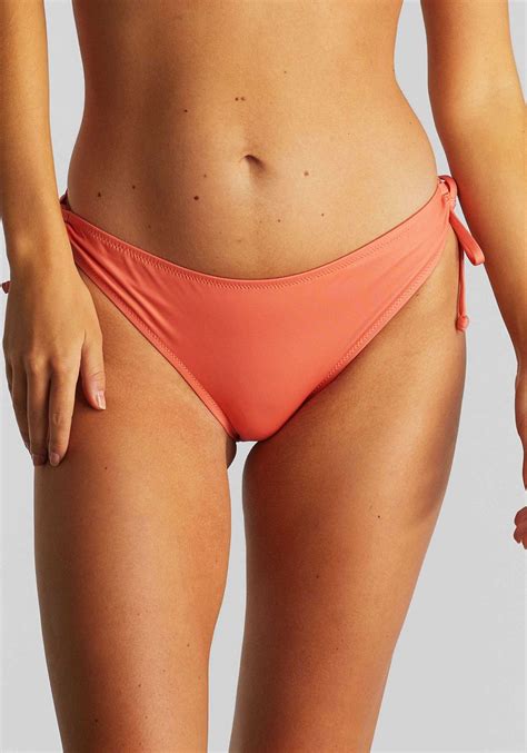 Bikini Bottom Odda Ginger Red Rrrevolve