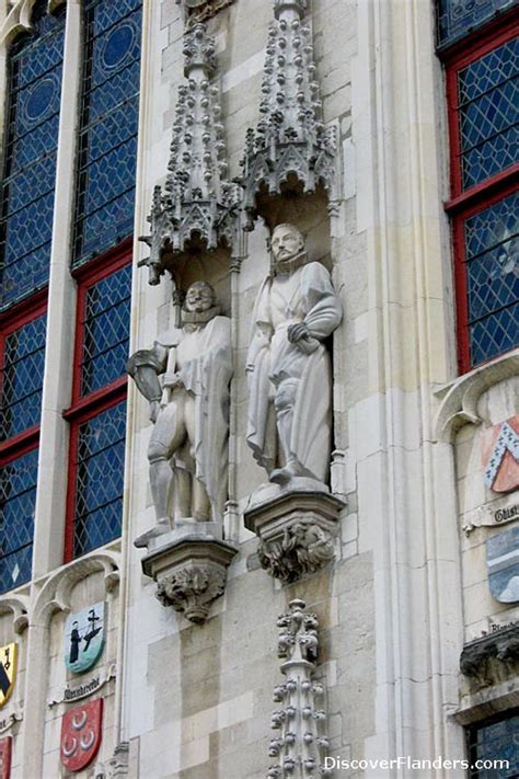 Castle Square (Burg) in Bruges : Chambers, Town Hall of Bruges, Basilica of the Holy Blood.