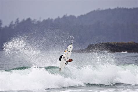 Tofino Surfing Pros – Best Tofino Photos